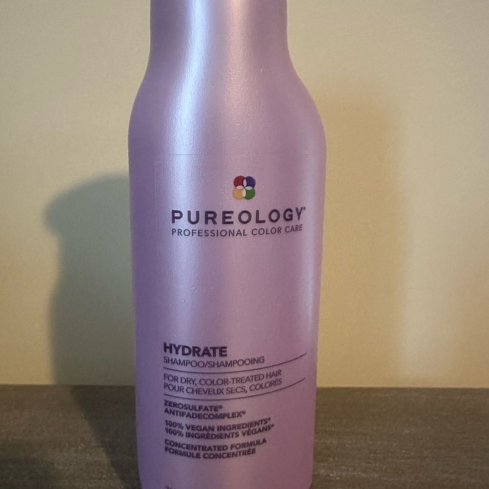 Pureology Hydrate Shampoo - Lavender